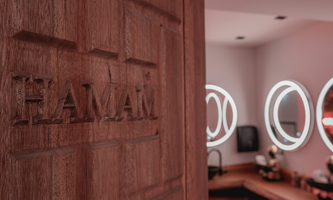Dluxe Spa & Beauty