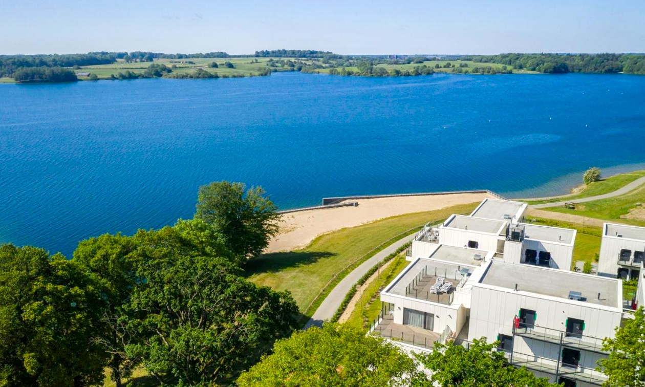 Golden Lakes Hotel