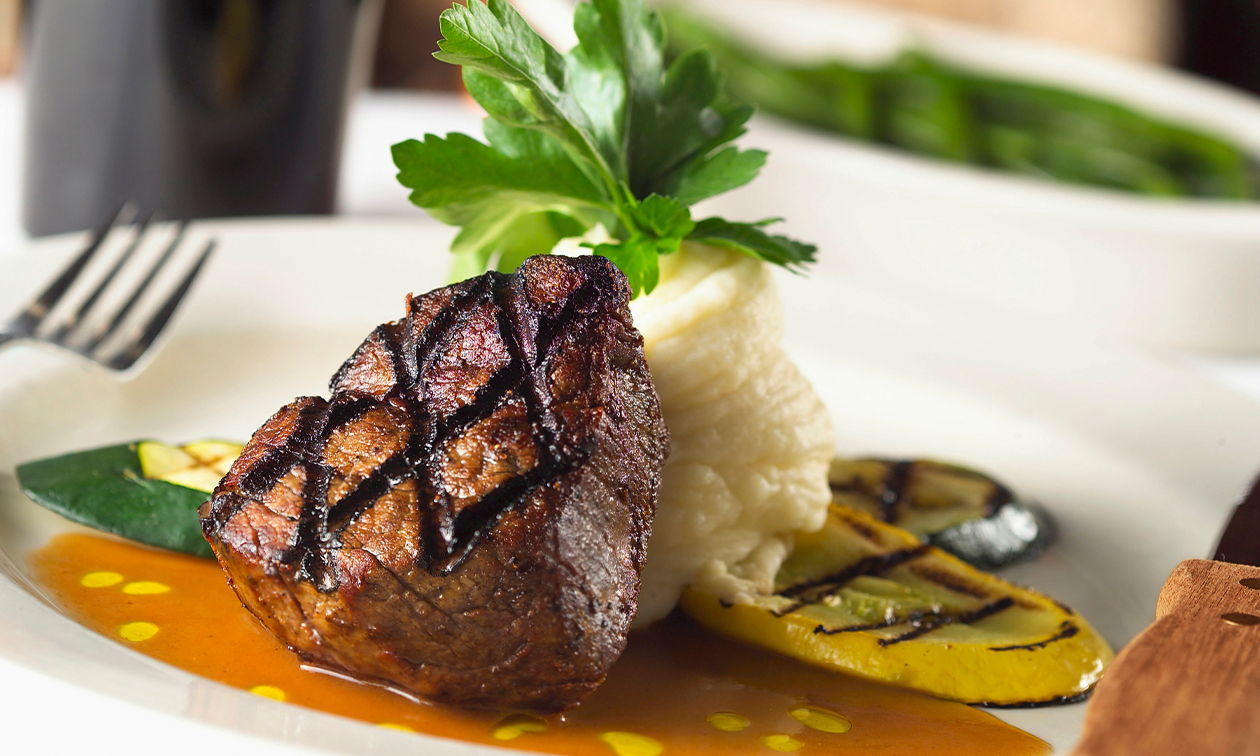 Grand Bistro Napoleon