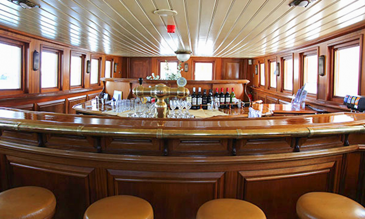 Stedemaeght Sailing Charters
