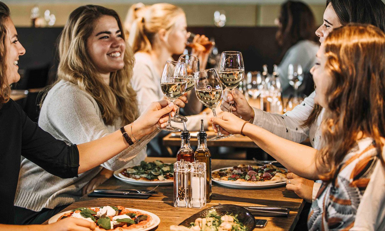WOODSTONE Pizza And Wine Haarlem