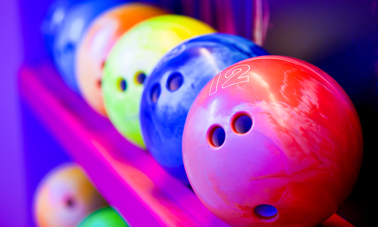Yip's 2.0 Café en Bowlingcentrum