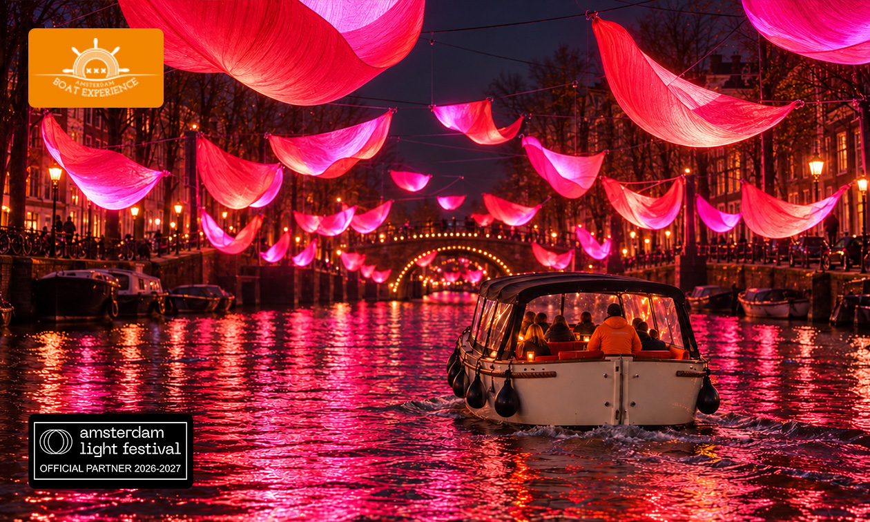 Rondvaart (75 min) + evt. onbeperkt drank tijdens Amsterdam Light Festival
