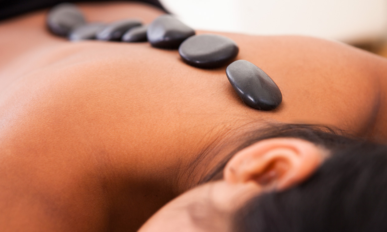 Hotstone-, Chi Wit- of klankschaalmassage of Japanse gezichtsmassage (90 min)