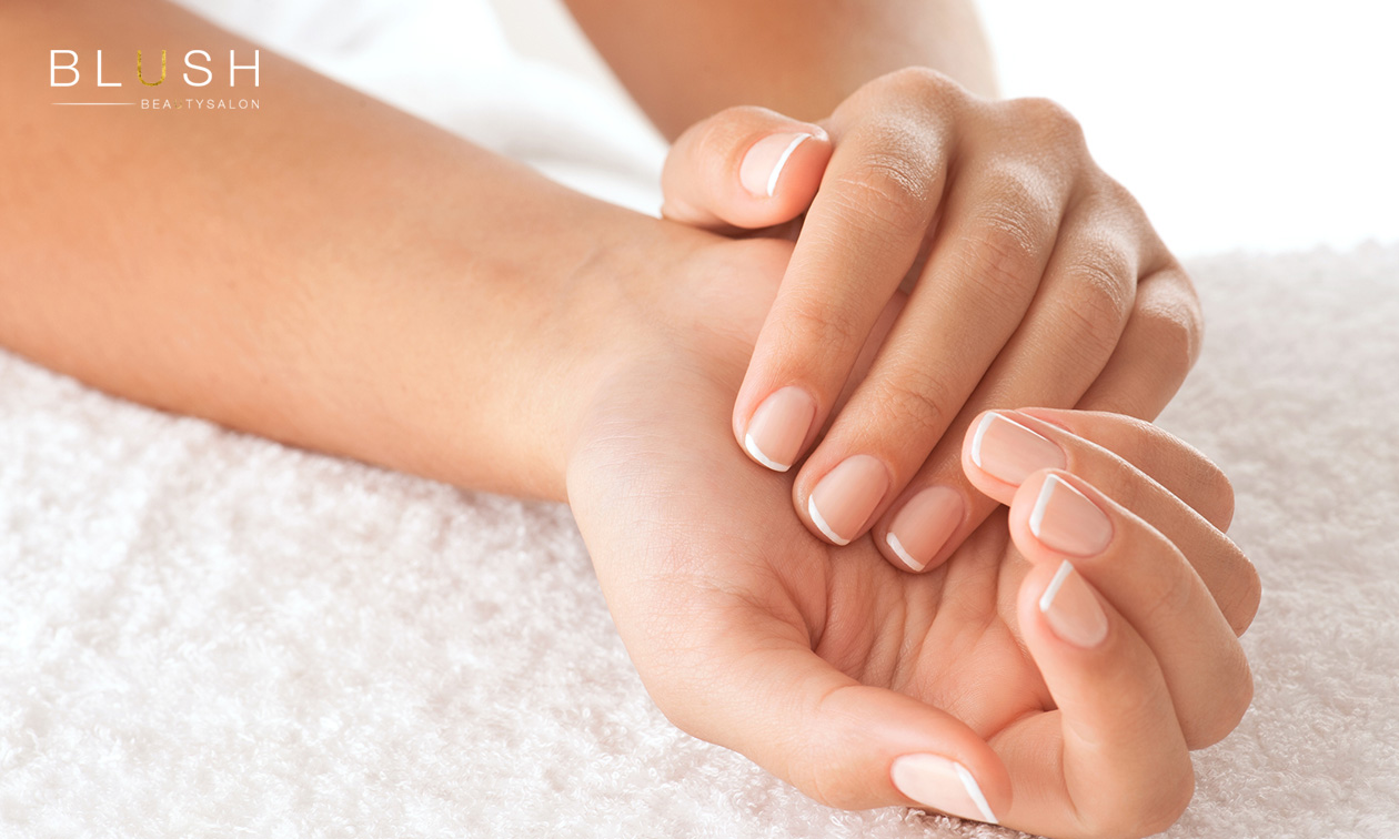Manicurebehandeling naar keuze of BIAB + gellak