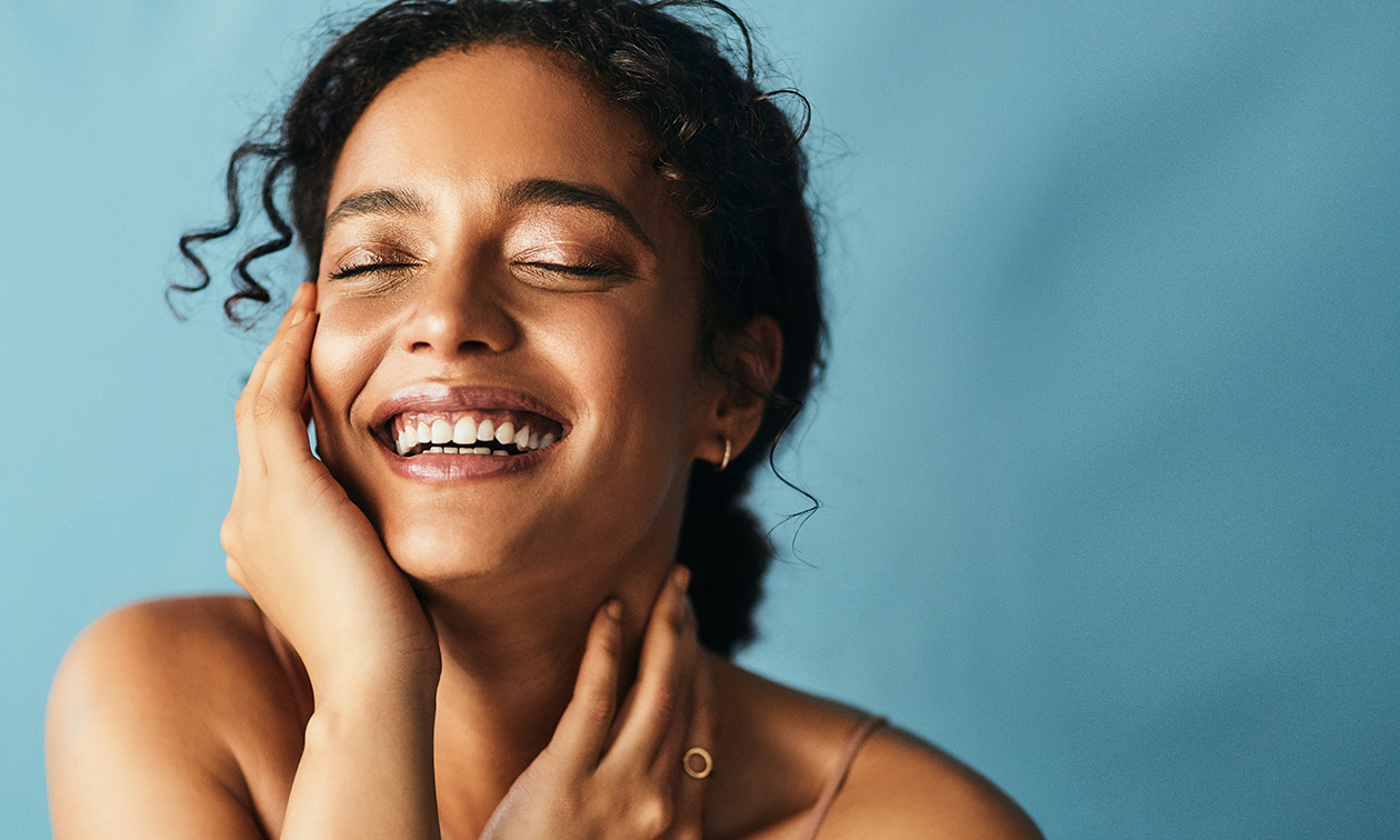 RF-microneedling-gelaatsbehandeling naar keuze