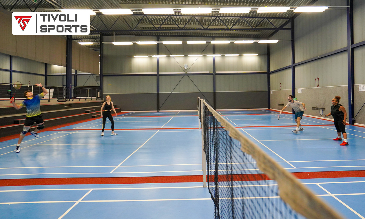 Badminton (90 minuten) voor 2 of 4 personen + huur rackets en shuttles